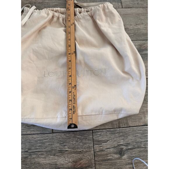 Louis Vuitton White 100% Cotton Drawstring Dust Bag - Picture 5 of 6